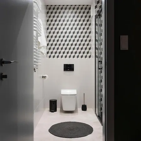 Glow Apartments, Slaska 12 アパート
