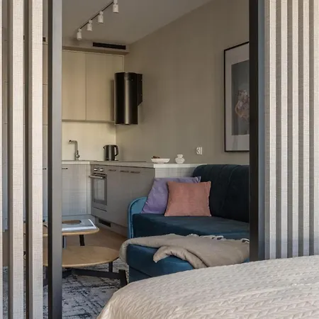 Glow Apartments, Slaska 12