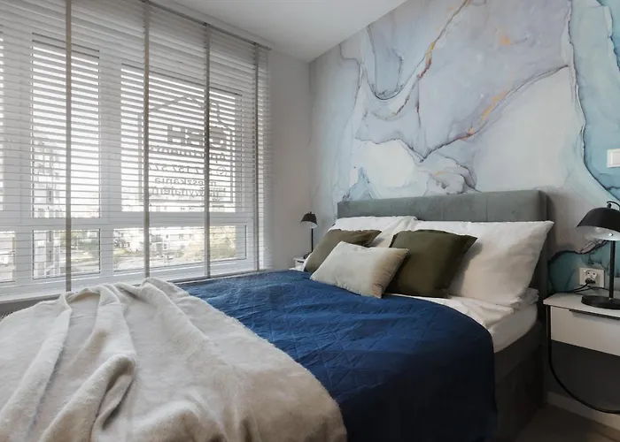 Апартаменты Glow Apartments, Slaska 12