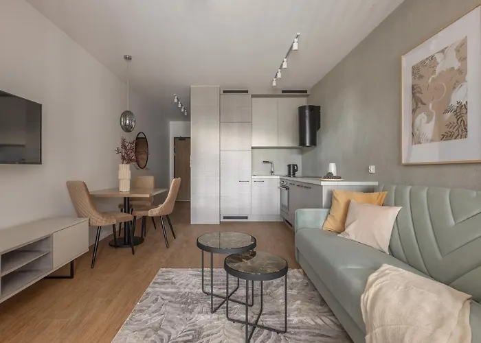 Апартаменты Glow Apartments, Slaska 12